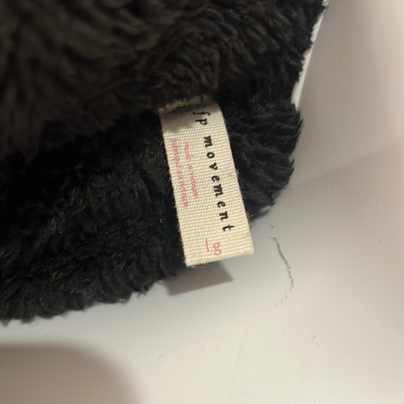 Free People short fleece 3/4 zip top - Picture 3 of 5